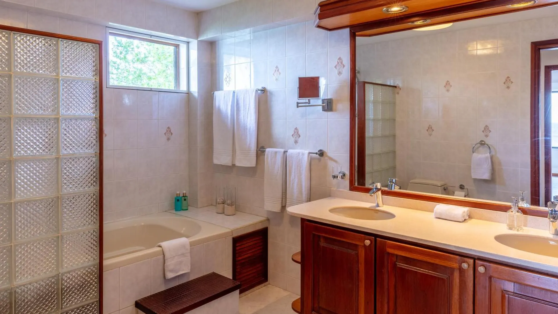One Ocean Boutique Apartments & Suites Bonaire Kralendijk Bonaire, Sint Eustatius en Saba